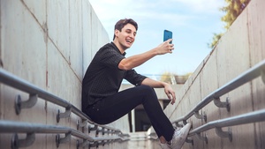 FerBo ya grabó ocho videos en su casa durante esta cuarentena: “Hoy cada uno puede generar su propio medio“, asegura.