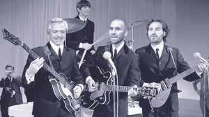 Alberto Fernández junto a la dirigencia sindical y empresarial en Olivos.