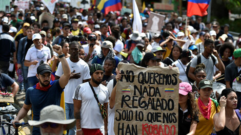 Paro y marchas masivas en todo Colombia