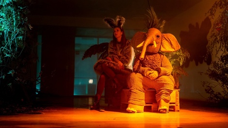 En formato antología, Bloodride y Ghost Stories resultan placebos para olvidar, al menos por un rato, los desastres reales.