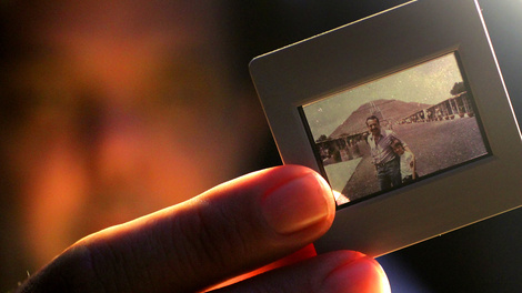 Este lunes a las 14 se podrá ver El (im) posible olvido (2016), de Andrés Habegger.