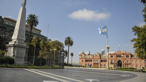 Con la pandemia se reactualiza aquélla frase de los '70 de “todo el Estado que sea necesario y todo el mercado que sea posible”.