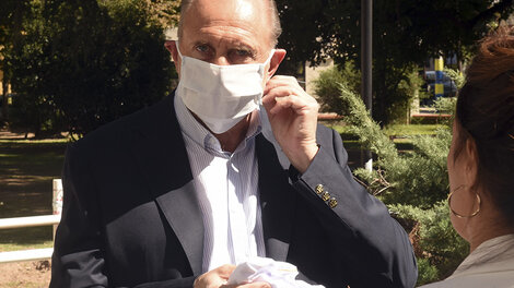 Perotti plantea la necesidad de mantener las restricciones estrictas en las ciudades  (Fuente: Sebastián Granata)