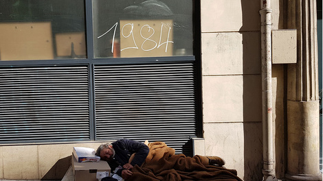 "Ni yo ni mis compañeros de suerte tenemos donde confinarnos”