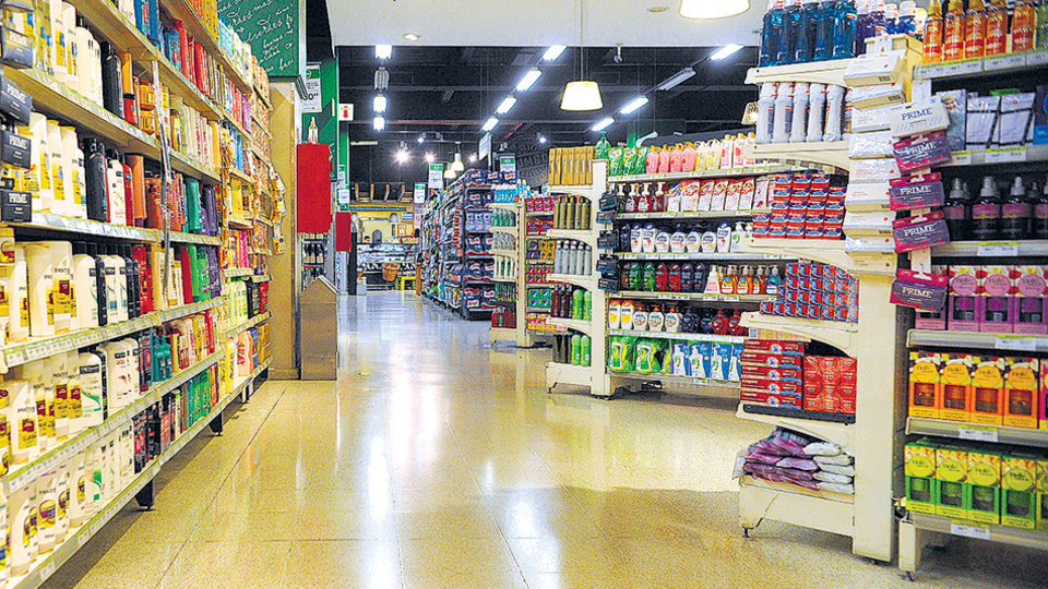 Según el Indec el salario está perdiendo contra la inflación