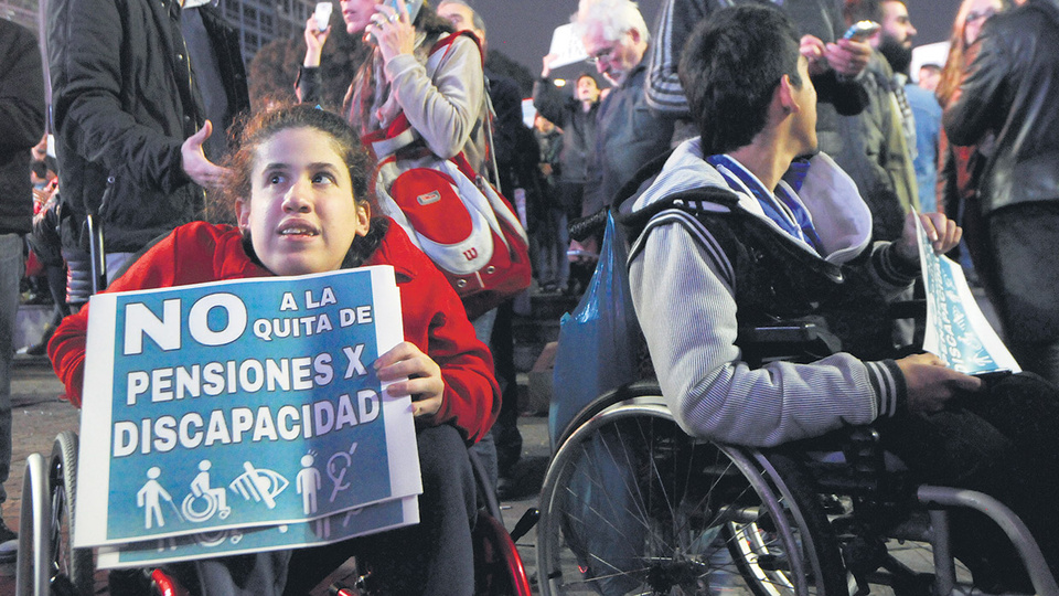 Ordenan restablecer todas las pensiones por discapacidad