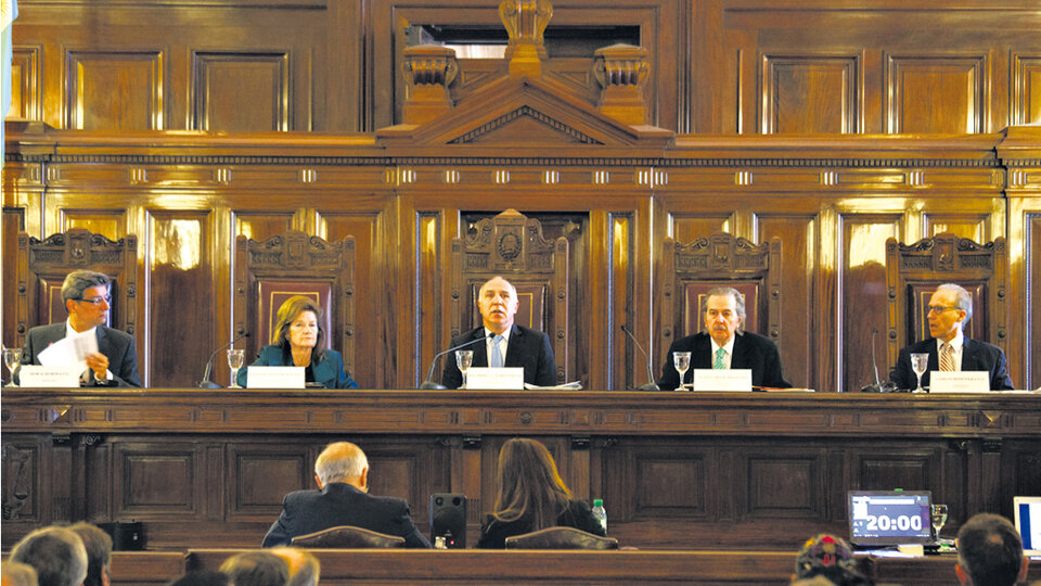El DNU de Macri que mutiló la ley de comunicación audiovisual llega a la Corte Suprema