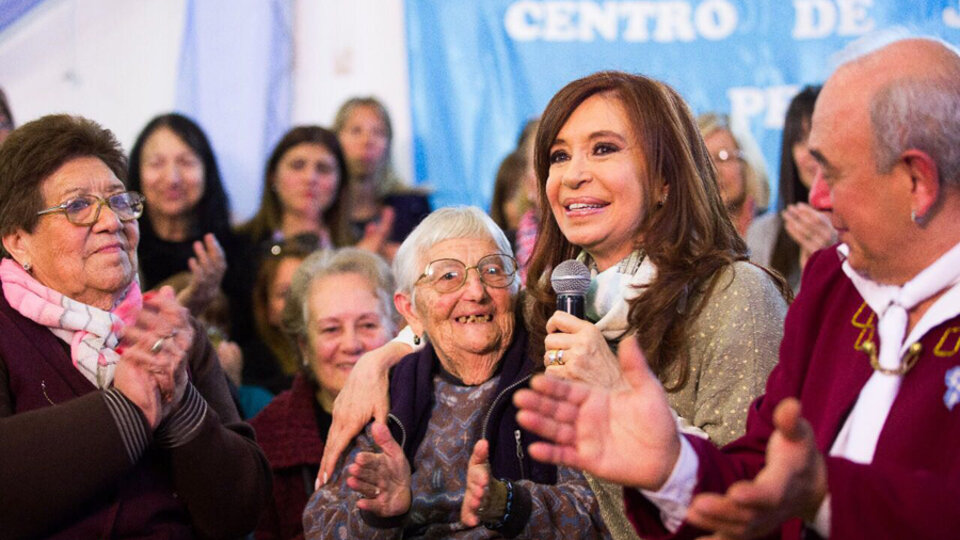 “Van a tener que escuchar cuando el pueblo se pronuncie”, expresó la ex mandataria y precandidata a senadora.