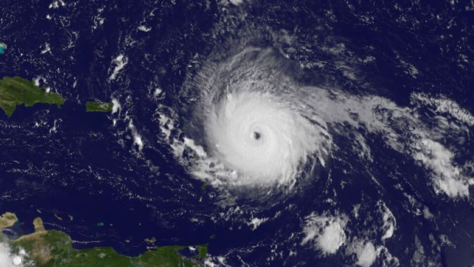 Resultado de imagen para El huracán Irma llegó al Caribe