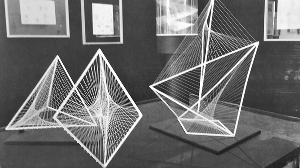 Artes visuales en la cuarta dimensión | Publicación... | Página12 Artes visuales en la cuarta dimensión | Publicación... | Página12