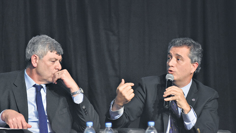 “Es mi turno.” Etchevehere reemplaza a Buryaile. Los lineamientos de la política agropecuaria quedan en manos de la Sociedad Rural Argentina.