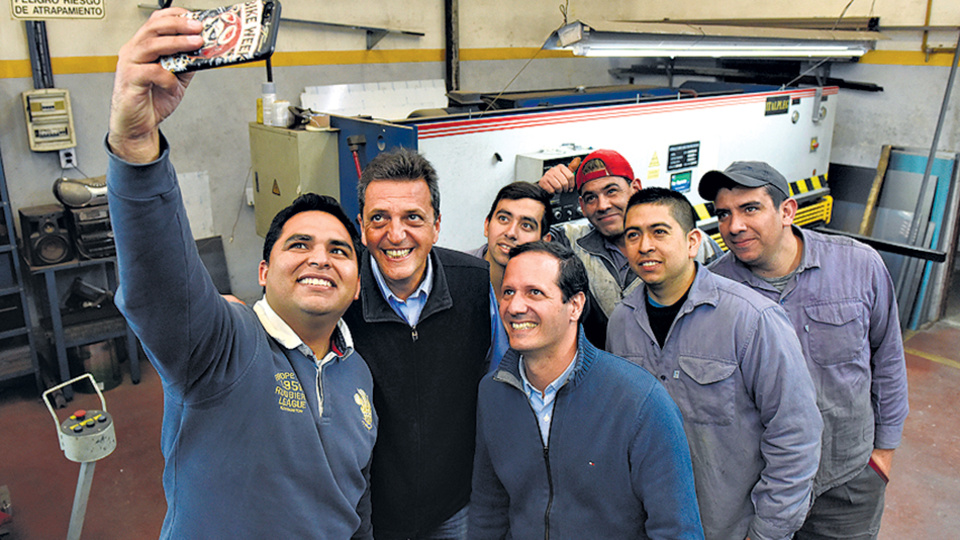 Resultado de imagen para sergio massa campaÃ±a gente