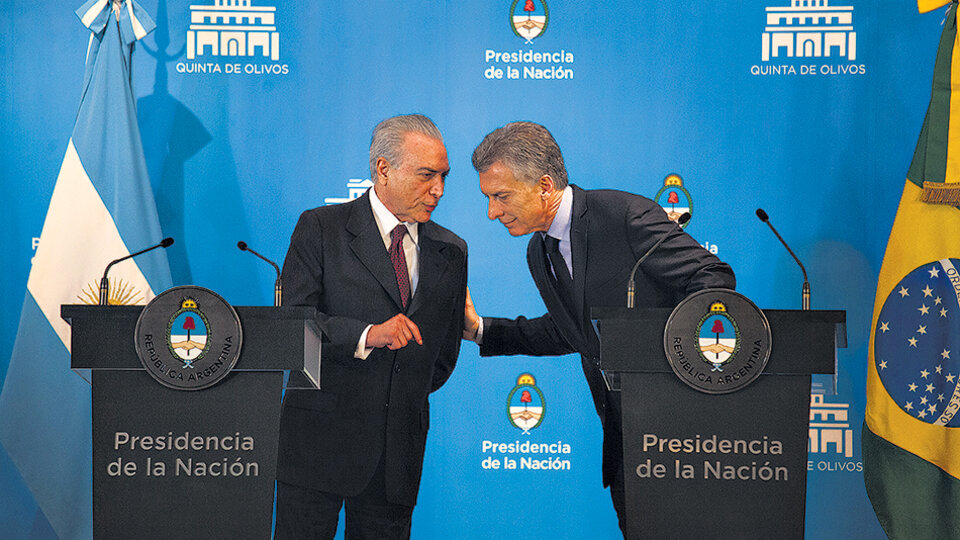 El presidente Macri pretende instrumentar en el país el modelo flexibilizador promovido por Temer.