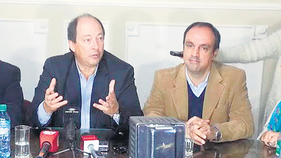 Sanz aspira a que Negri reemplace a Corral en el Comité Nacional de la UCR.
