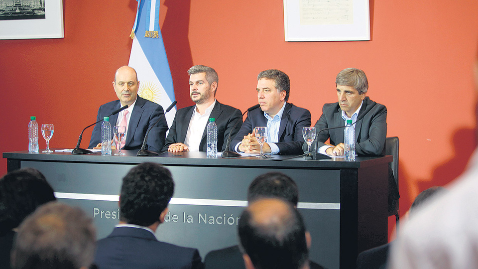 El ministro de Hacienda, Nicolás Dujovne, dijo ayer que la meta de inflación de 2018 se elevó de 10 a 15 por ciento.