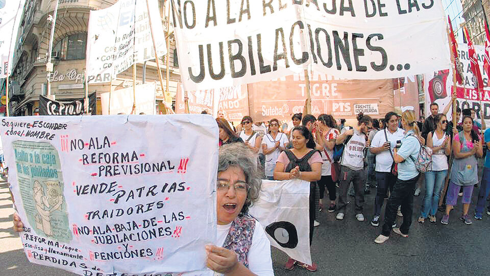 La ley sancionada el último martes tiene una nula perspectiva de género.