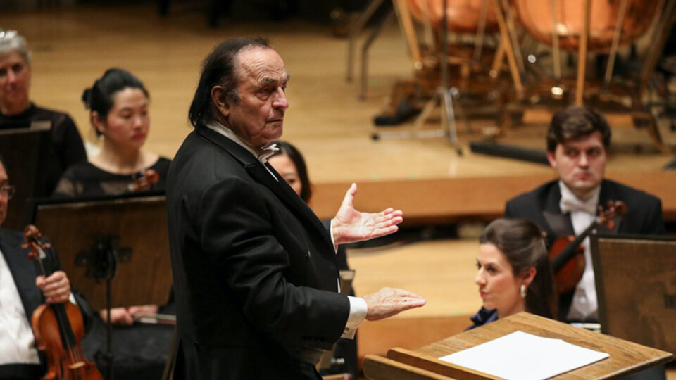 Dutoit tuvo una hija con la célebre pianista argentina.