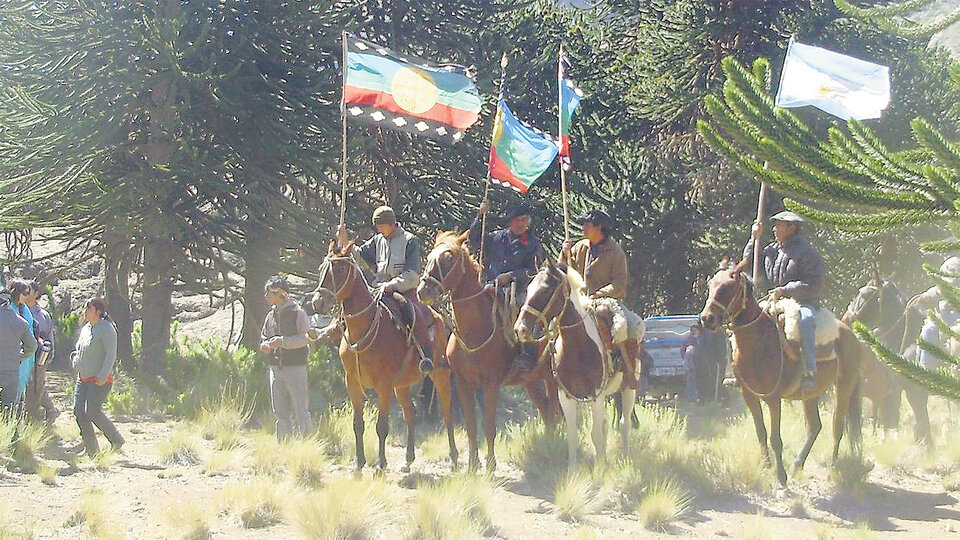 “Día nacional mapuche, sacá tu bandera”, es el lema de la convocatoria de hoy.