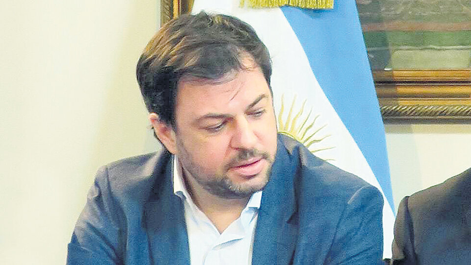 El subsecretario de la Presidencia, Valentín Díaz Gilligan, otro funcionario macrista con cuentas afuera.