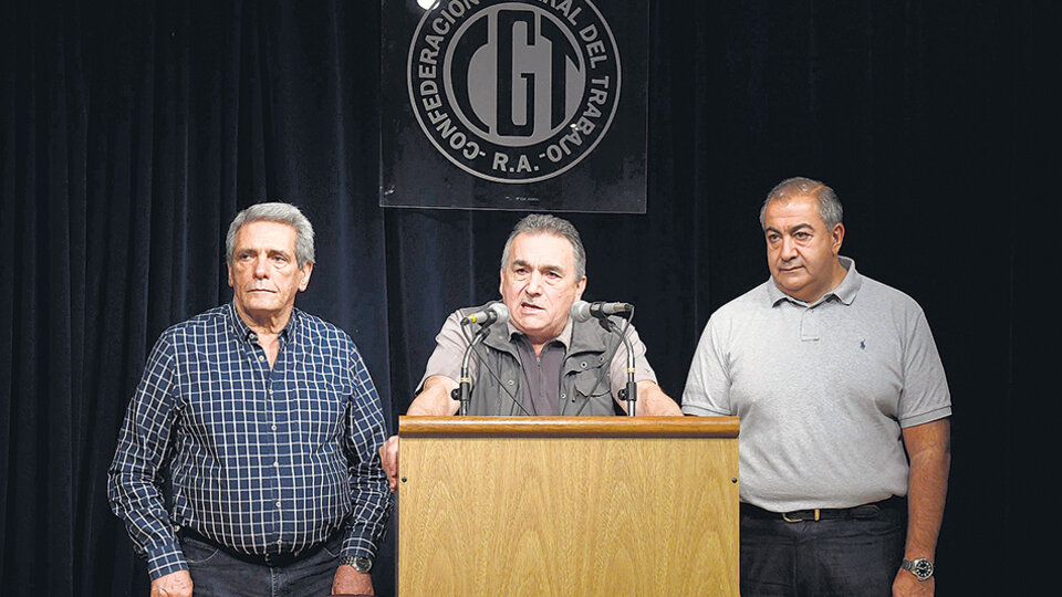 El todavía triunvirato de la CGT: Carlos Acuña, Juan Carlos Schmid y Héctor Daer.