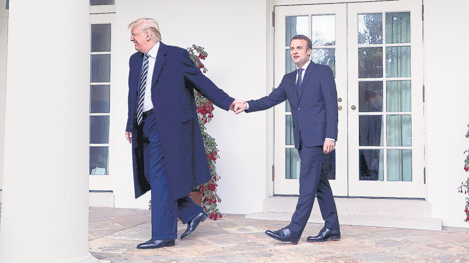 Los presidentes Trump y Macron mantuvieron una reunión y luego dieron una conferencia de prensa desde la Casa Blanca.