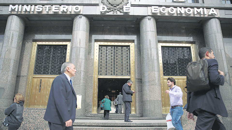 Hacienda emitirá Letes a 105 dÃas de plazo por un máximo de 300 millones y a 28 dÃas sin tope definido.