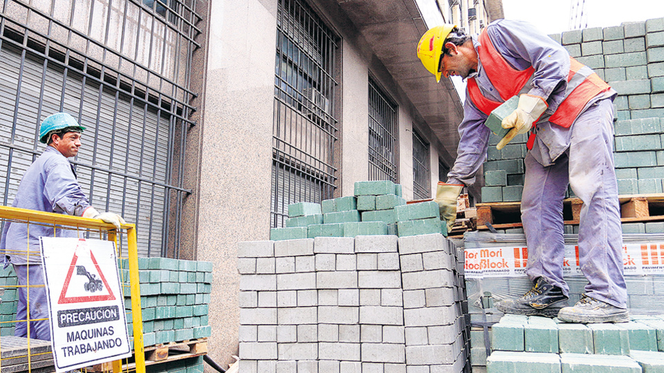 La construcción emplea actualmente a unos 430 mil empleados jornalizados.