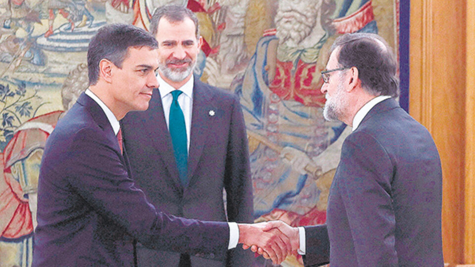 Hace quince días Pedro Sánchez asumió como jefe del Ejecutivo español tras la destitución de Mariano Rajoy.