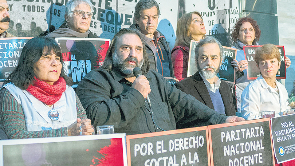 Los dirigentes de la Ctera exigieron que se vuelva a convocar a la paritaria docente federal.