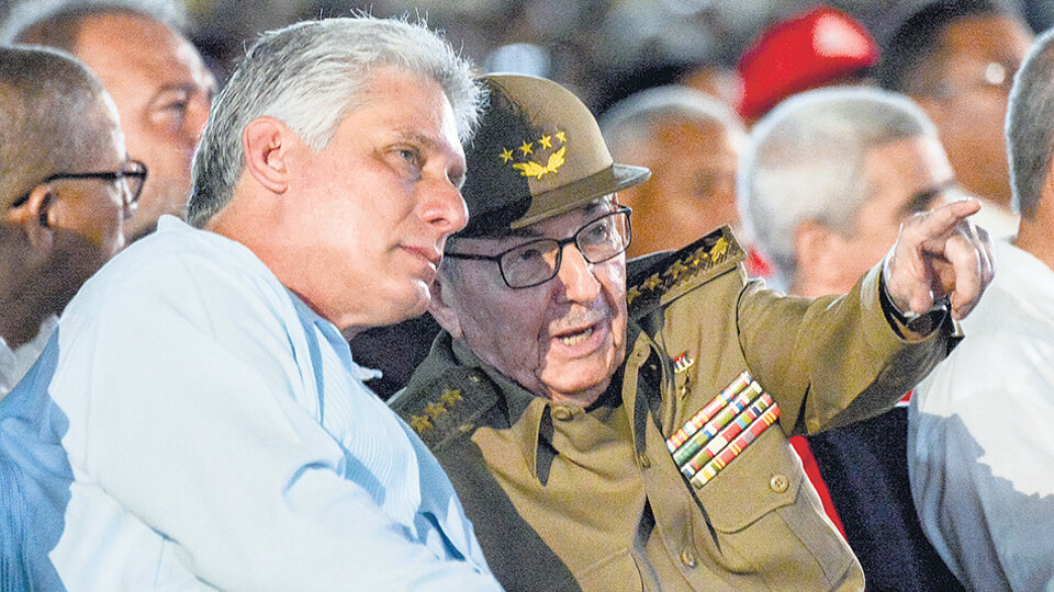 Miguel Díaz Canel sucedió en la presidencia de Cuba a Raúl, el menor de los Castro.