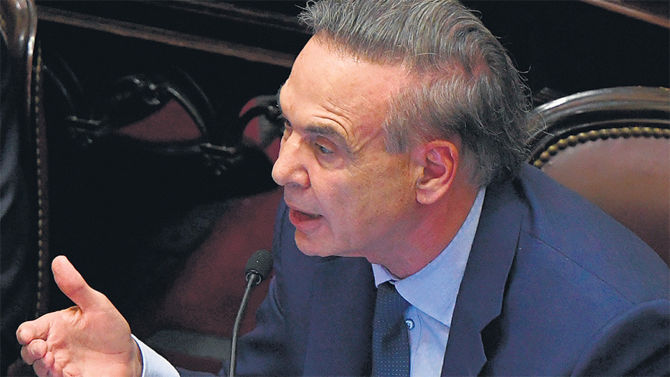 El senador Miguel Pichetto, dispuesto a habilitar el allanamiento.