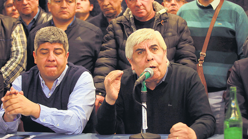 Hugo y Pablo Moyano serán parte hoy del encuentro del Grupo Lezica.