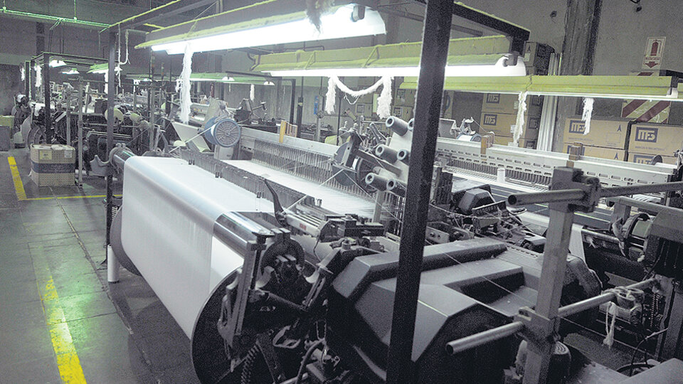 En la industria textil la utilización de la capacidad bajó al 55,4 por ciento.