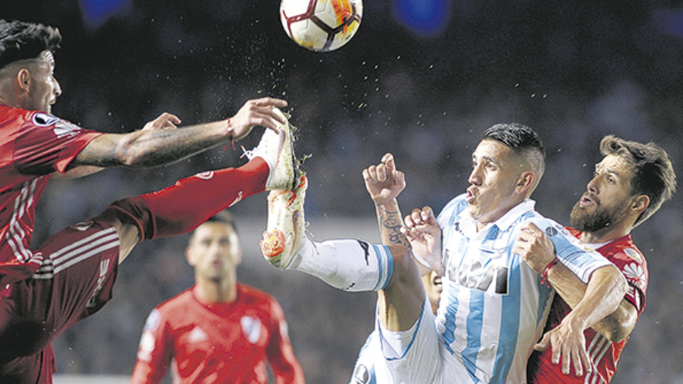 Racing y River abrieron la serie copera con una actuación bastante discreta.