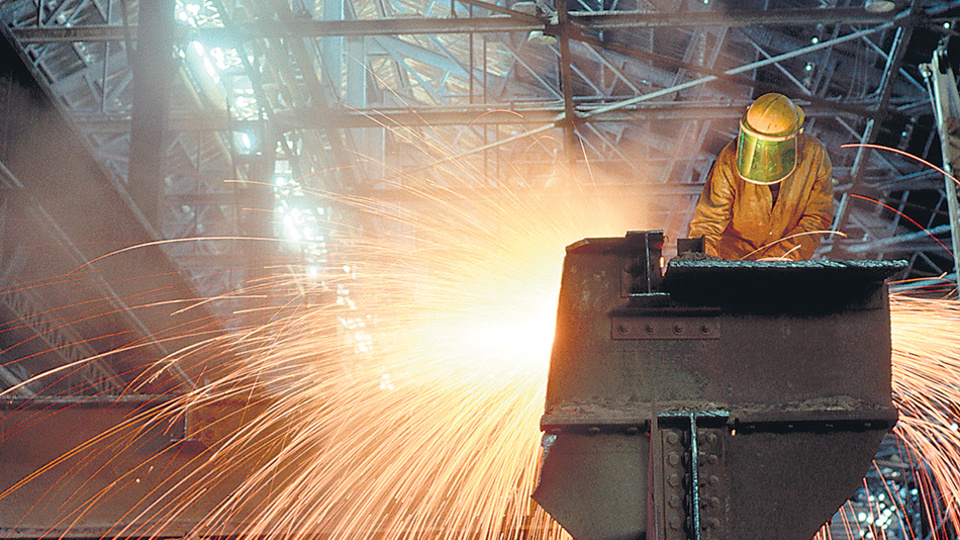 El desagregado sectorial del segundo trimestre muestra una caída de la industria manufacturera del 1,8 por ciento.