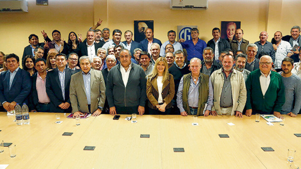 El Consejo Directivo de la CGT recibió a una delegación de intendentes de la FAM.
