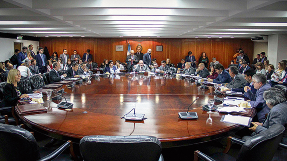âEstamos haciendo una Justicia a la cartaâ, se quejaron los diputados opositores en el Consejo de la Magistratura.