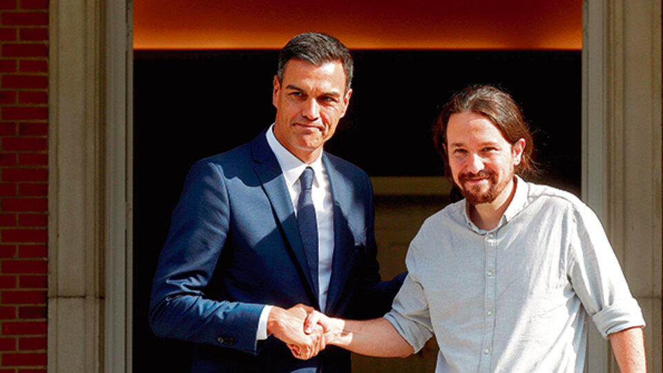 Pedro Sánchez y Pablo Iglesias acordaron una hoja de ruta.