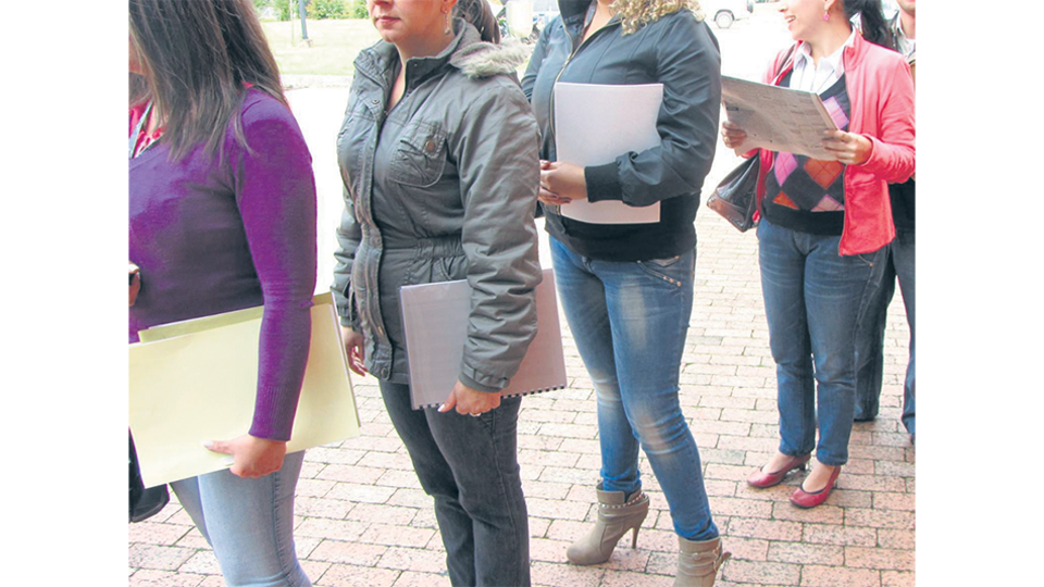 Las mujeres son las más expuestas a la precarización laboral y a la imposición de bajos niveles salariales.