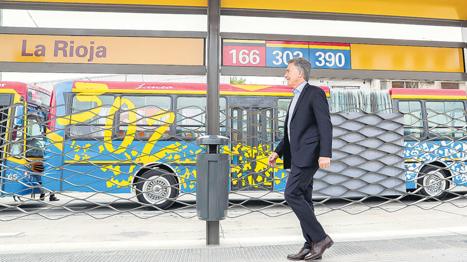 El presidente Mauricio Macri defendió la nueva suba del gas durante la inauguración del metrobus del Oeste.