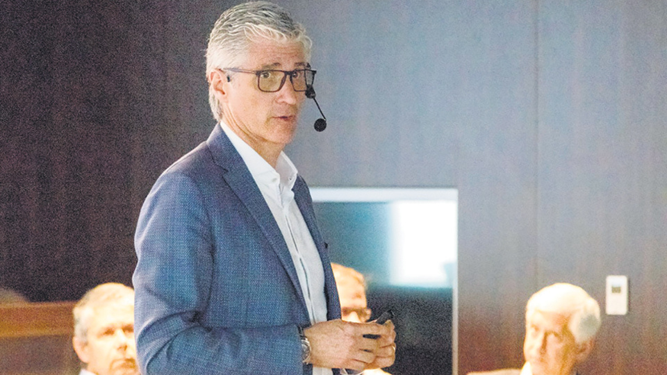 Luis Malvido es el director de AerolÃneas Argentinas.