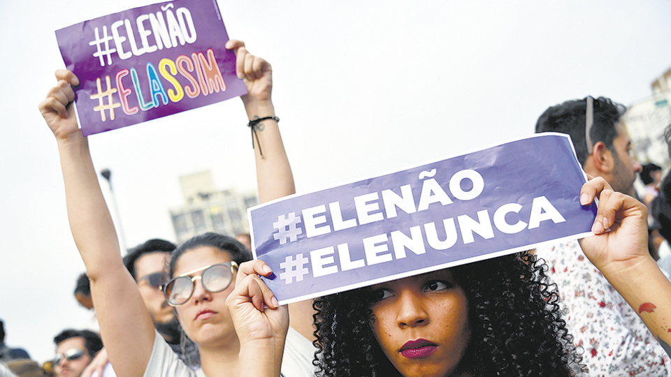 El movimiento de mujeres brasileñas se organizó bajo el lema âEl Noâ (Ele Não).