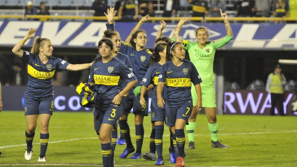 Las jugadoras de Boca Juniors celebran el triunfo.