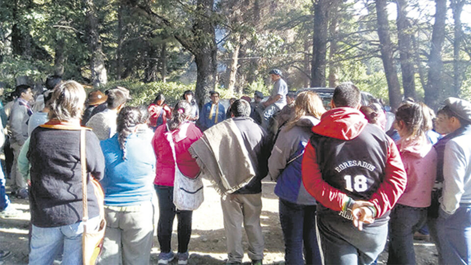 El reclamo de la comunidad Curruhuinca tiene el apoyo de organizaciones sociales.