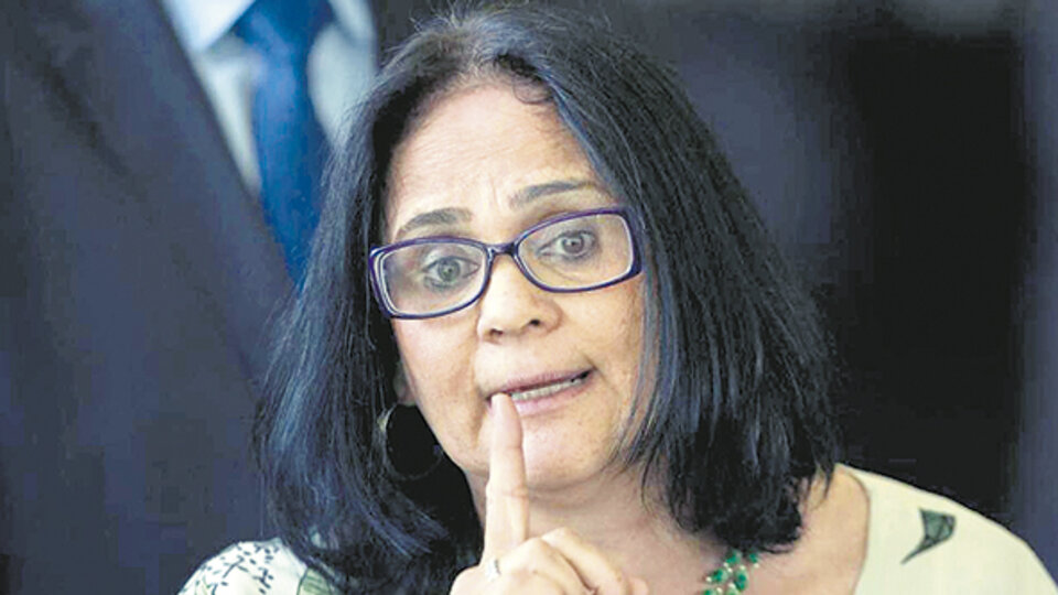âDentro de mi concepción cristiana, la mujer, sÃ, en el matrimonio es sumisa al hombreâ dijo Alves.