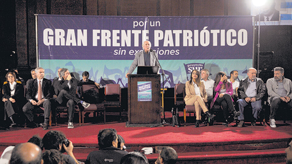 Los participantes coincidieron en armar un frente político sin exclusiones.