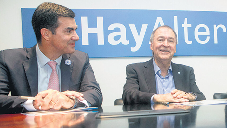 Juan Manuel Urtubey y Juan Schiaretti siguen solos en Alternativa.