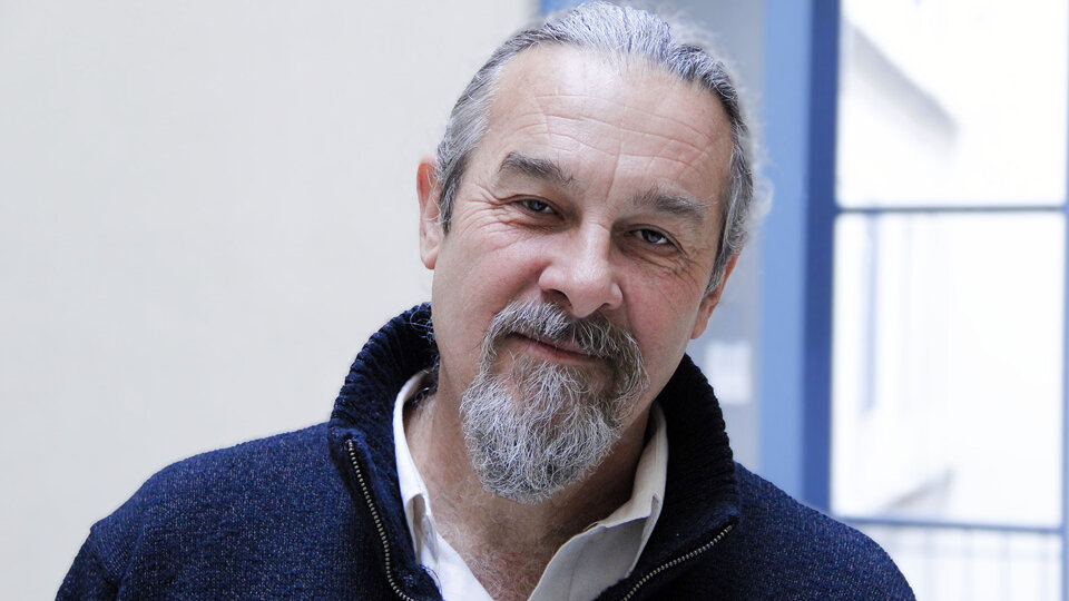 Quiroga es profesor de "Psicología en el Trabajo".
