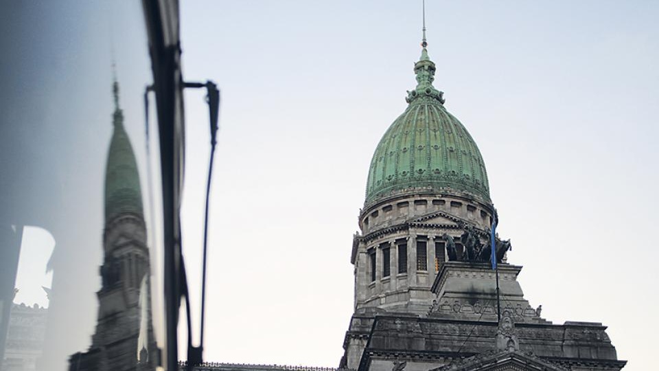 ¿Dónde Está El Límite? La Ley Sobre Sexo En Vehículos. - hyp6o8e