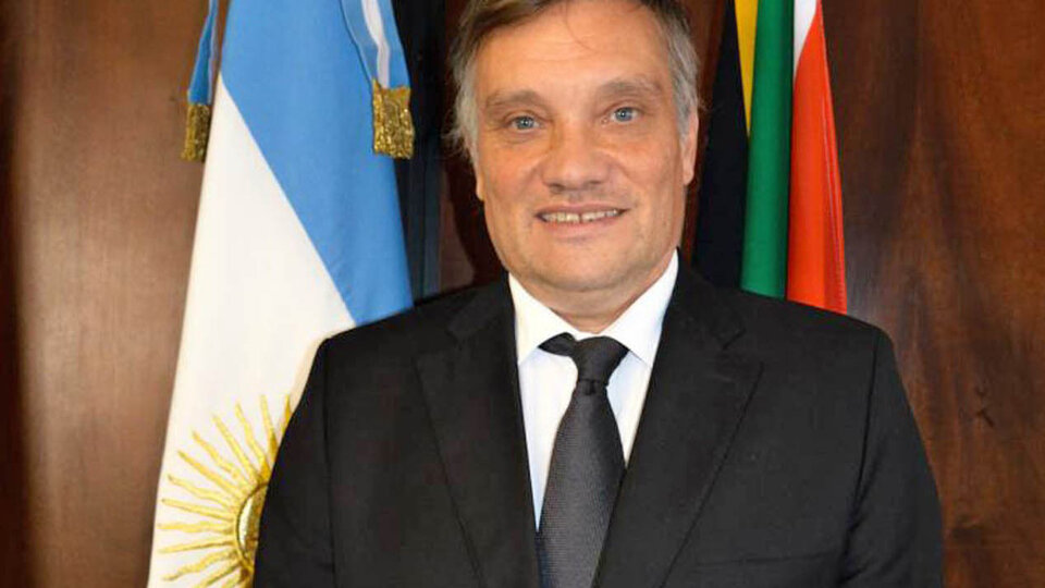 Charla con el embajador argentino ante el Reino Unido Actividad del